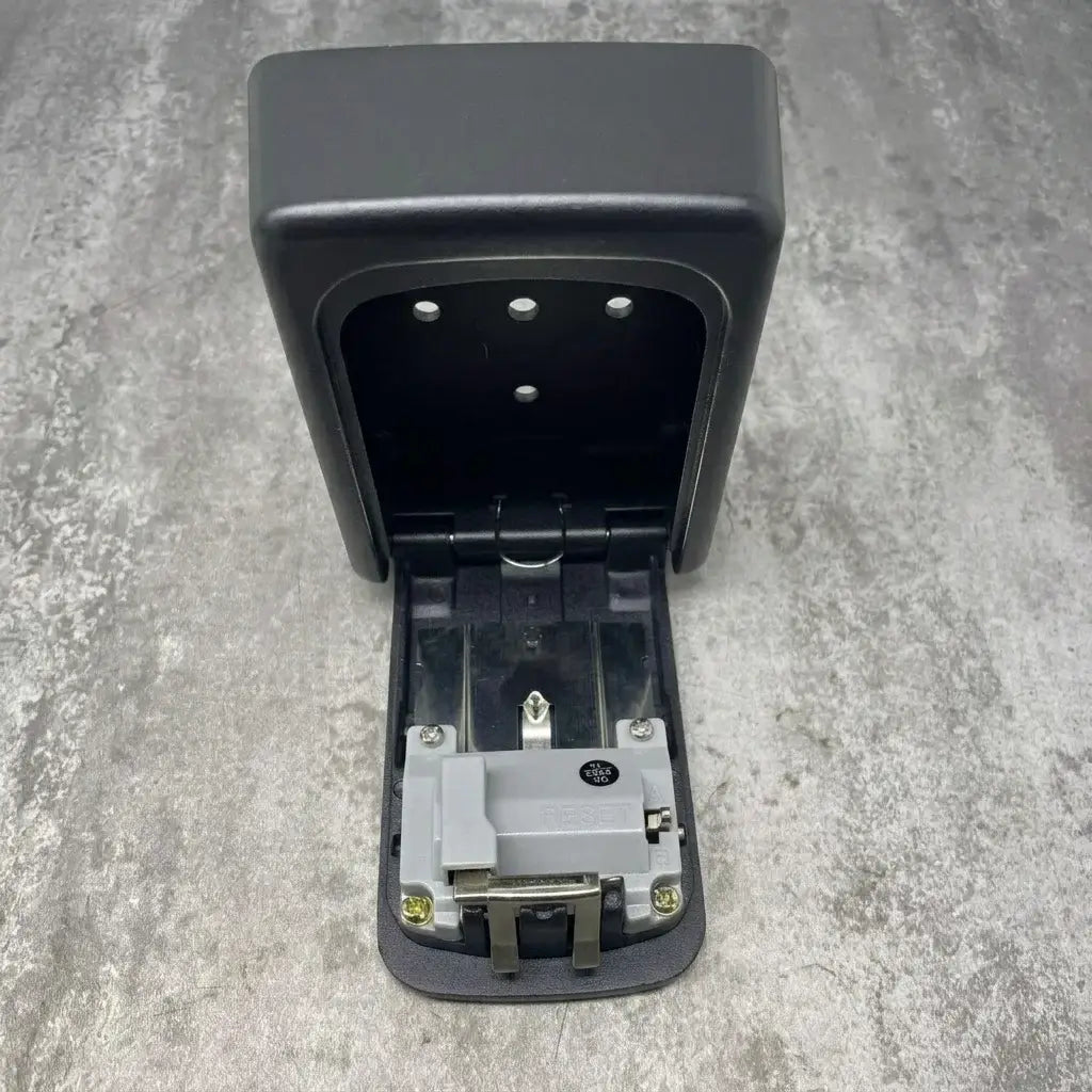 Wall Mounted 4 Digit Key Storage Safe Box Lock UK Stock High Qulity zinc alloy